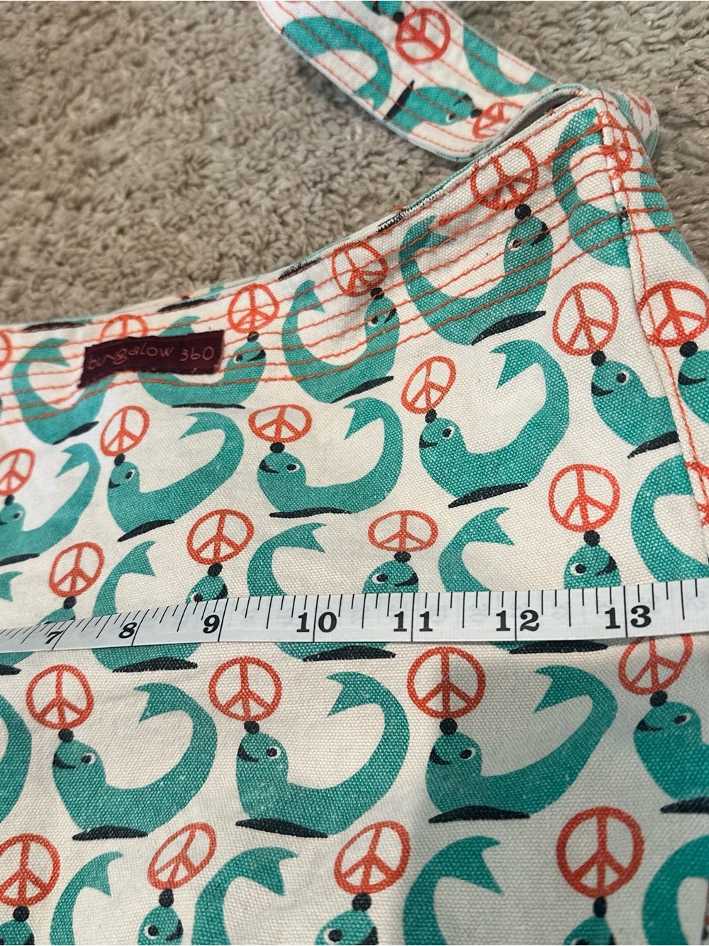 bungalow 360 Teal and Orange Seal Print Shoulder Bag w/matching billfold - Picture 9 of 9